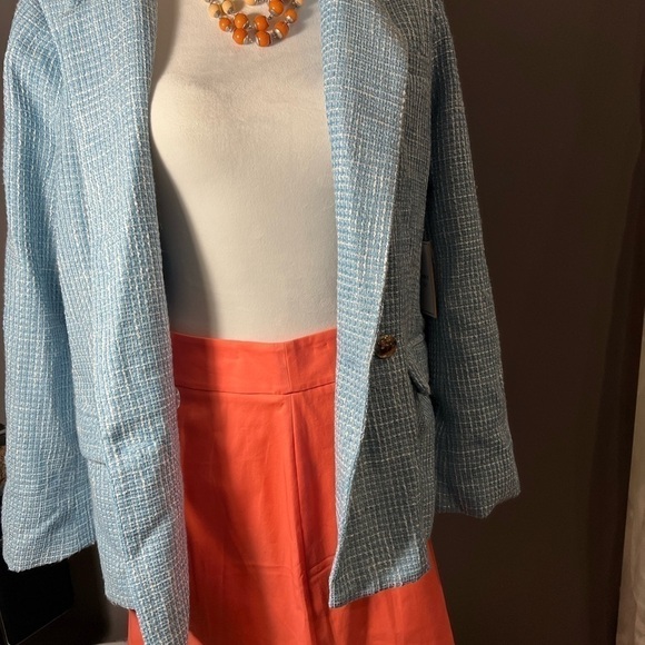 Ann & Taylor coral a line skirt. Size 2. - Picture 3 of 17